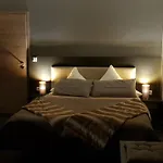 Hotel Appart-hotel, Einsteinstrasse