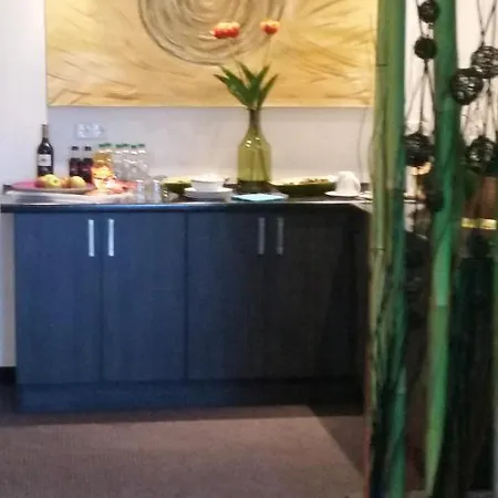 Appart-hotel, Einsteinstrasse Hotel *