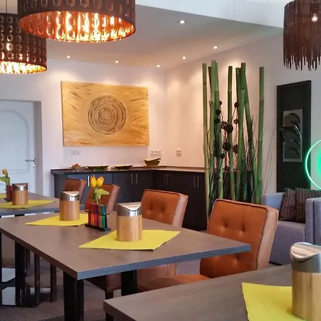 Appart-hotel, Einsteinstrasse Hotel