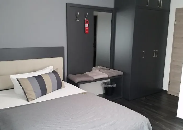 Appart-hotel, Einsteinstrasse Hotel