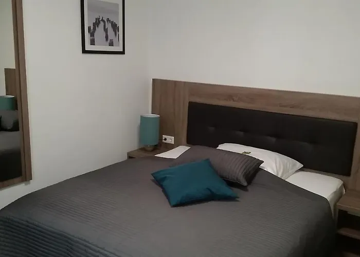 Appart-hotel, Einsteinstrasse