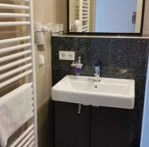 Appart-hotel, Einsteinstrasse Hotel *